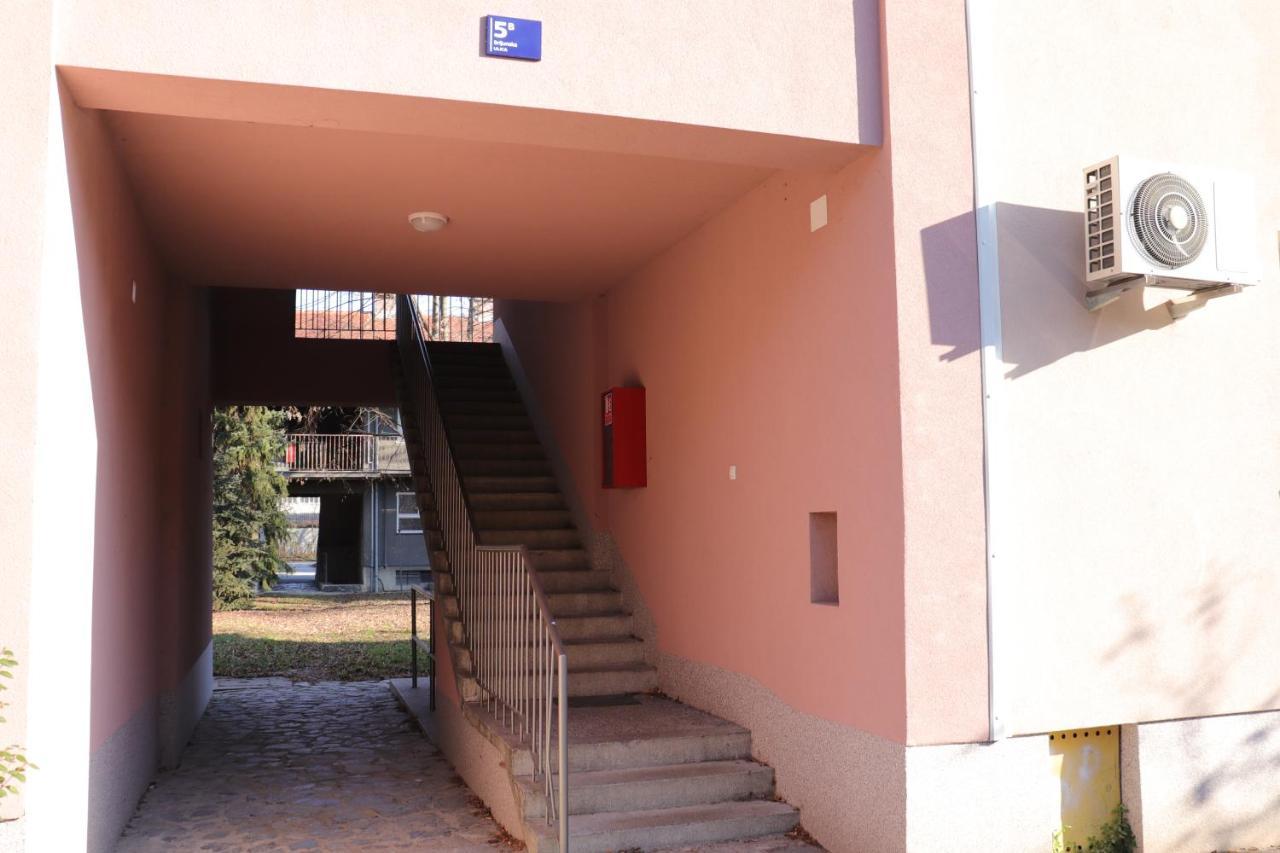 Angela Apartment Zagreb Eksteriør bilde